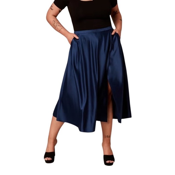 11 HONORE Anita Plus Size Anita Faux Wrap Satin Midi Skirt in Navy - Picture 1 of 12